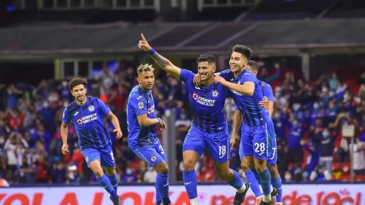 Cruz azul gana en el azteca